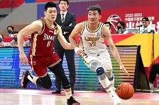 九州体育官网-集体发威，球队堵截对手咬牙坚持，保住CBA联赛前四